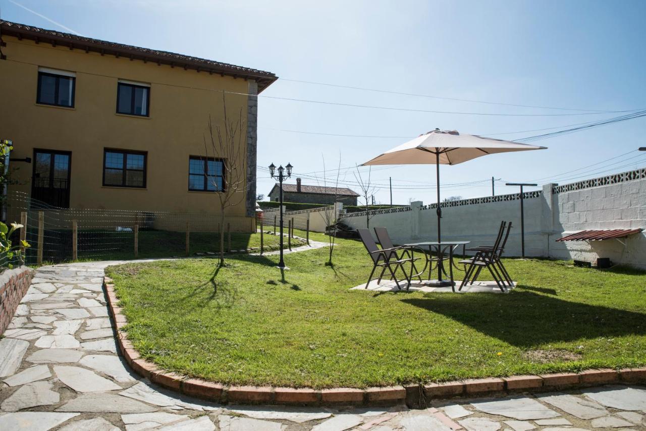 Apartamentos Alegria Santillana del Mar Exterior photo